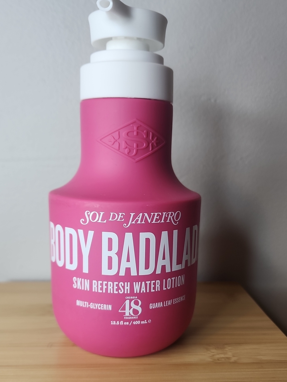 Sol de Janeiro Pink Body Badalad Skin Refresh Water Lotion
